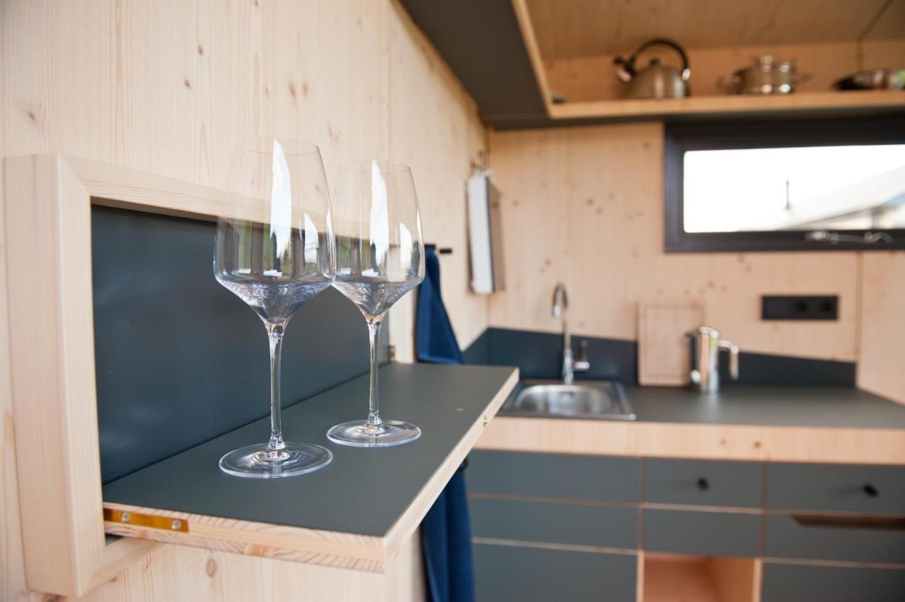 Sleep Space 22 - Green Tiny Village Harlesiel วิทท์มุนด์ ภายนอก รูปภาพ
